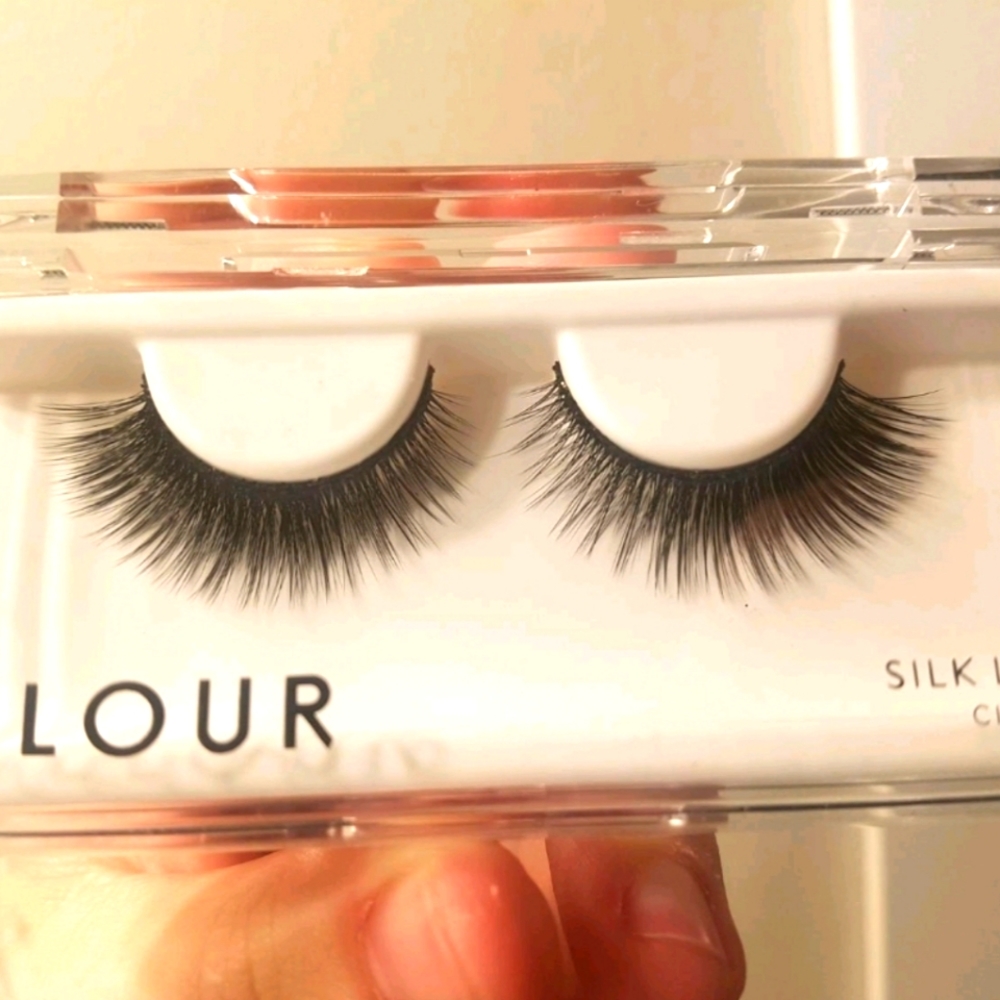 👑 Brand New Black Sparkle Velour Lashes 👑